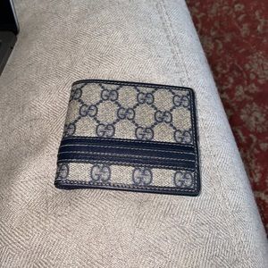 Gucci men’s wallet